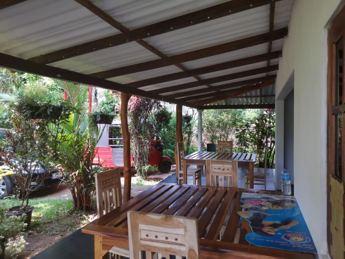 Sigiri Sandilu Homestay Sigiriya Eksteriør bilde